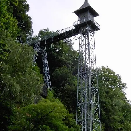 Garni „zum Baeren“ *