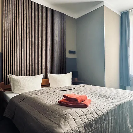 Garni „zum Baeren“ *