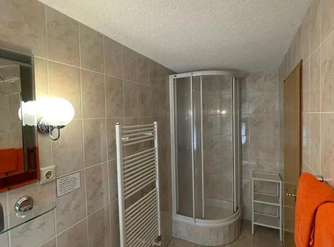 Garni „zum Baeren“ Hotell *